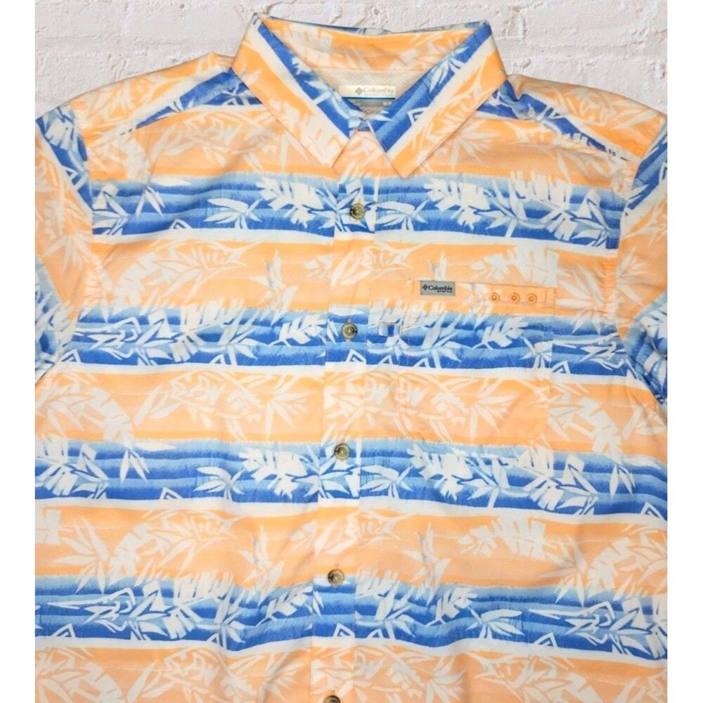 Columbia PFG Hawaiian Fishing Shirt Mens M Orange Vented Short Sleeve Omni-Shade